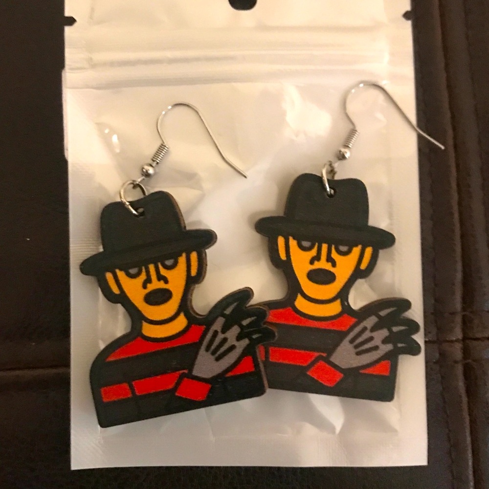 New Freddy Krueger Halloween Earrings knife 🔪 🎃